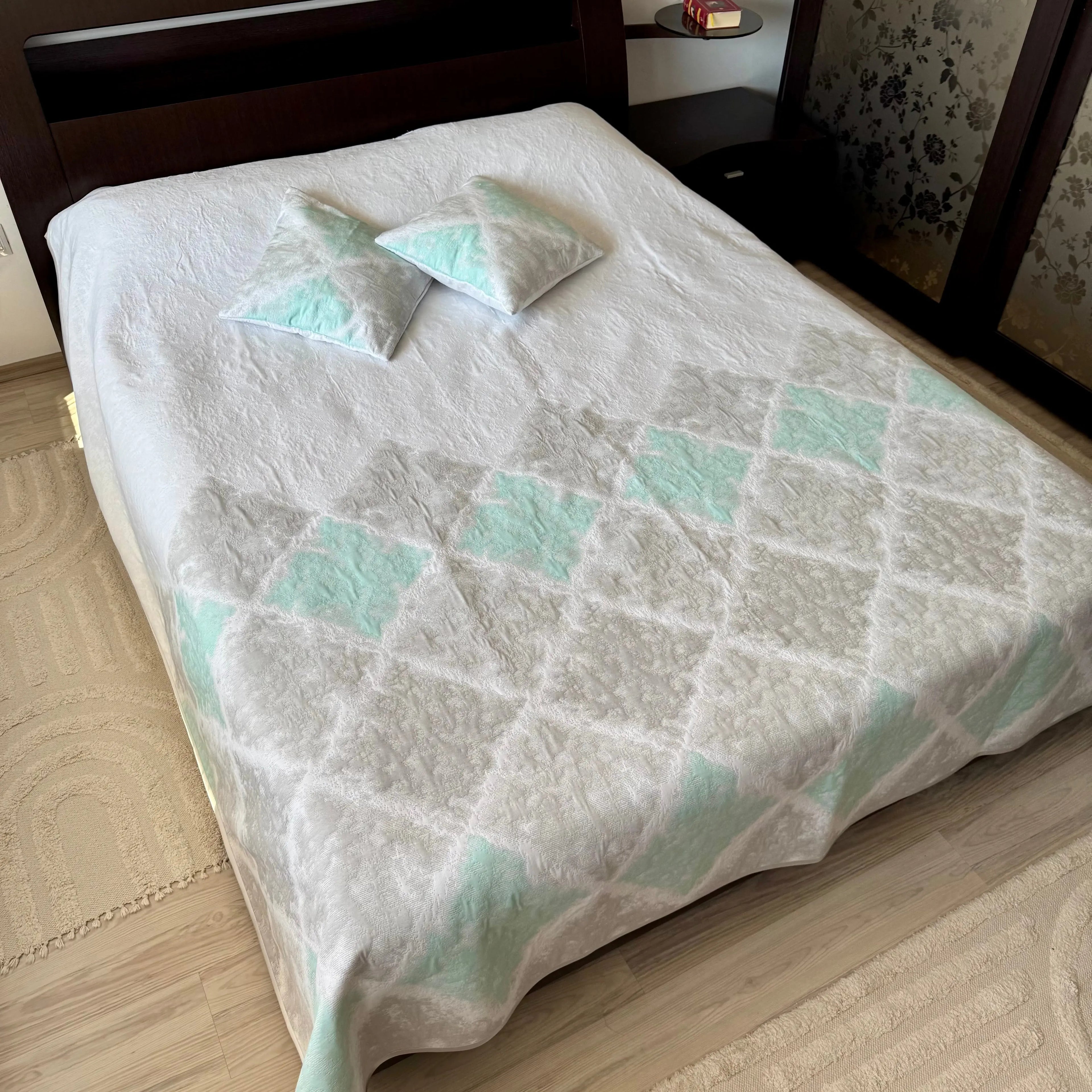 Cuvertura “Candela Green” CRISTAL CONSTRUCT SRL CasaCrystal