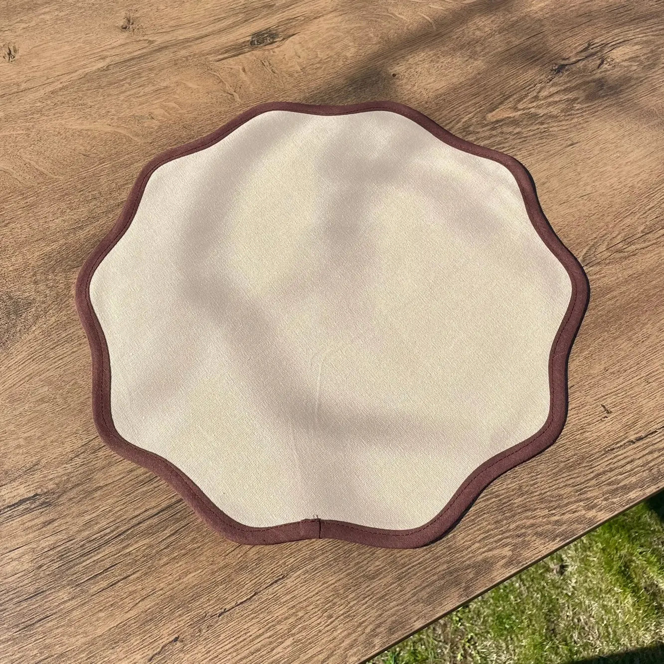 Napron "ROUND CREAM" - CasaCrystal
