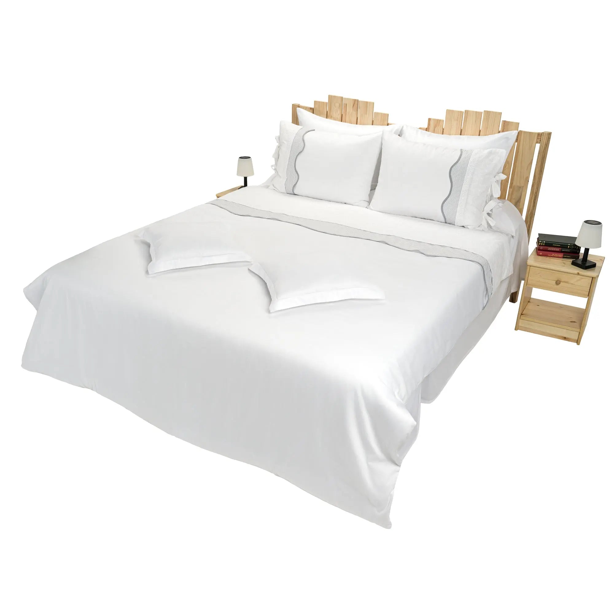 Lenjerie de pat 1 persoană Albă din bumbac satinat dens și dantelă, personalizabilă – ANORA CASA CRYSTAL CasaCrystal