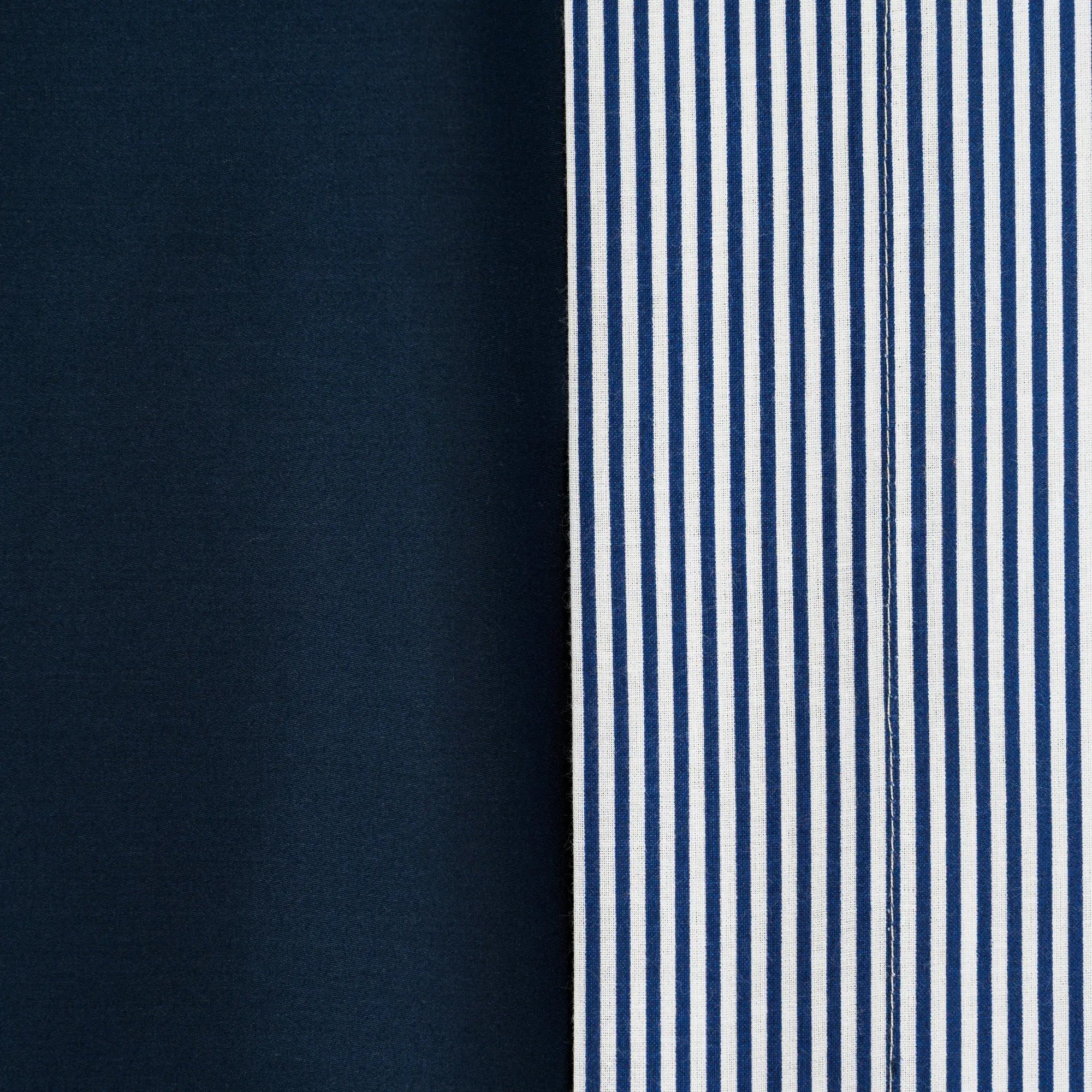 Lenjerie de pat 1 persoană Albastră din bumbac satinat dens cu motive dungi, personalizabilă – SAILOR CASA CRYSTAL CasaCrystal