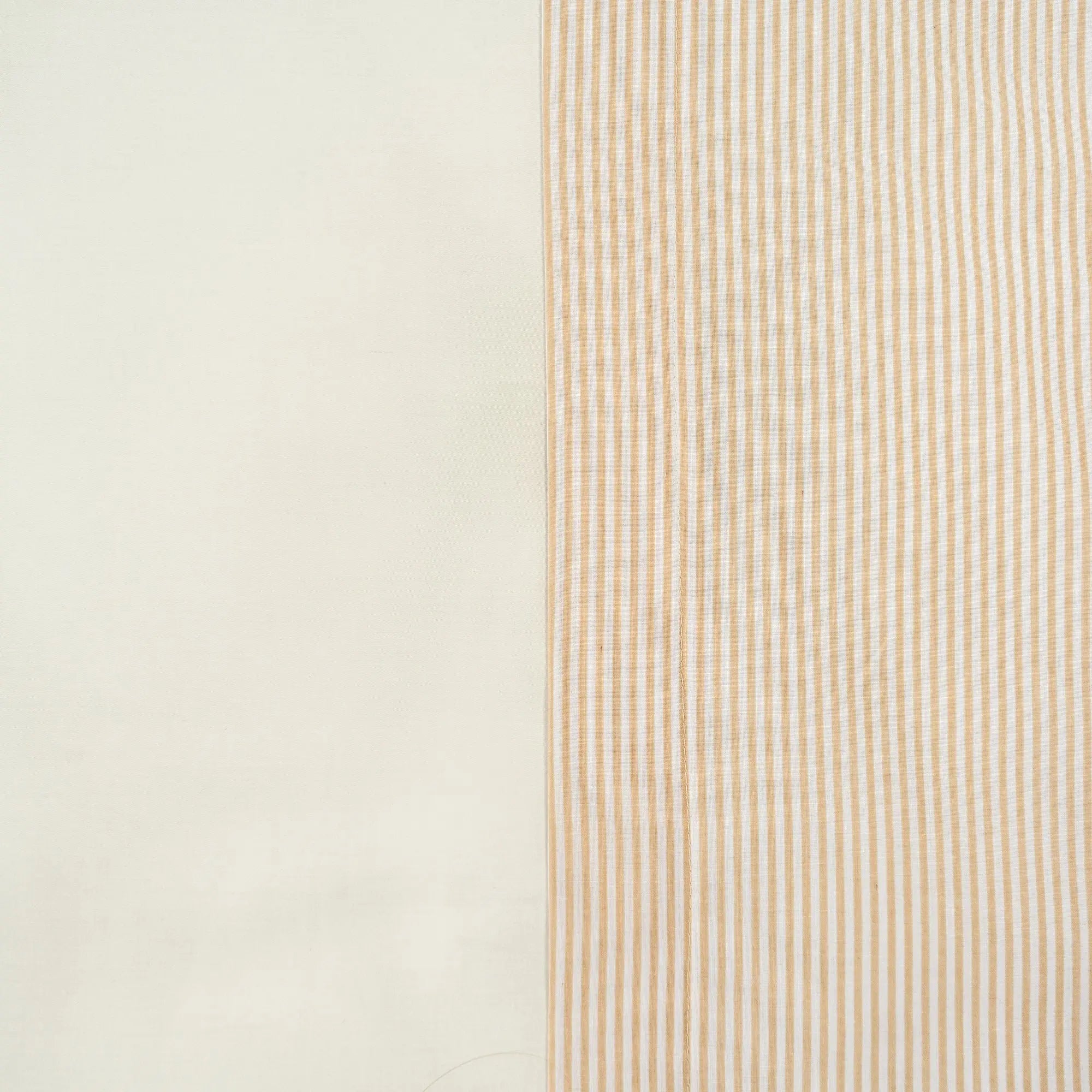 Lenjerie de pat 1 persoană Ivoar din bumbac satinat dens cu motive dungi, personalizabilă – SUNBED CASA CRYSTAL CasaCrystal