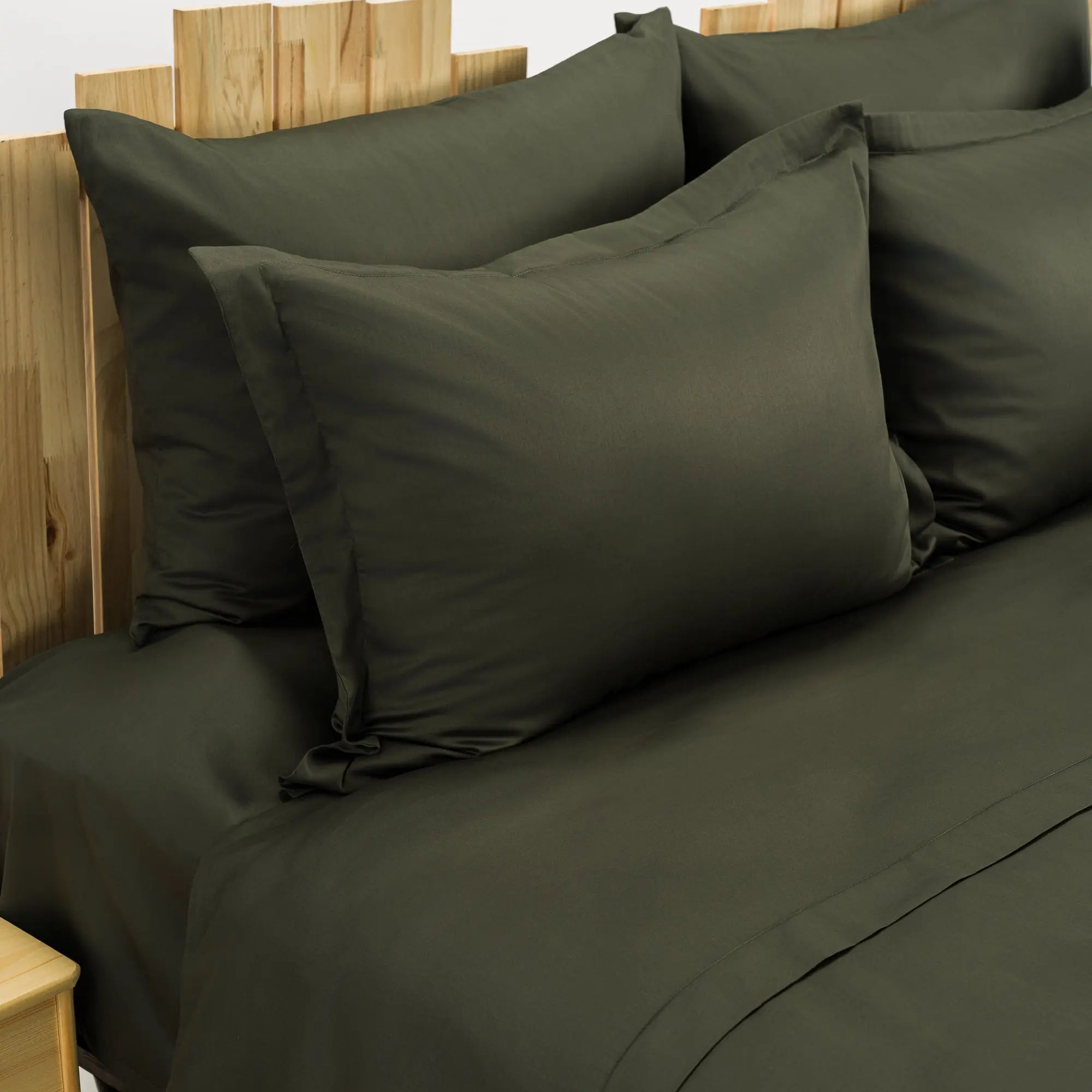 Lenjerie de pat 1 persoană Kaki din bumbac satinat dens simplă, personalizabilă – SIMPLE KAKI CASA CRYSTAL CasaCrystal