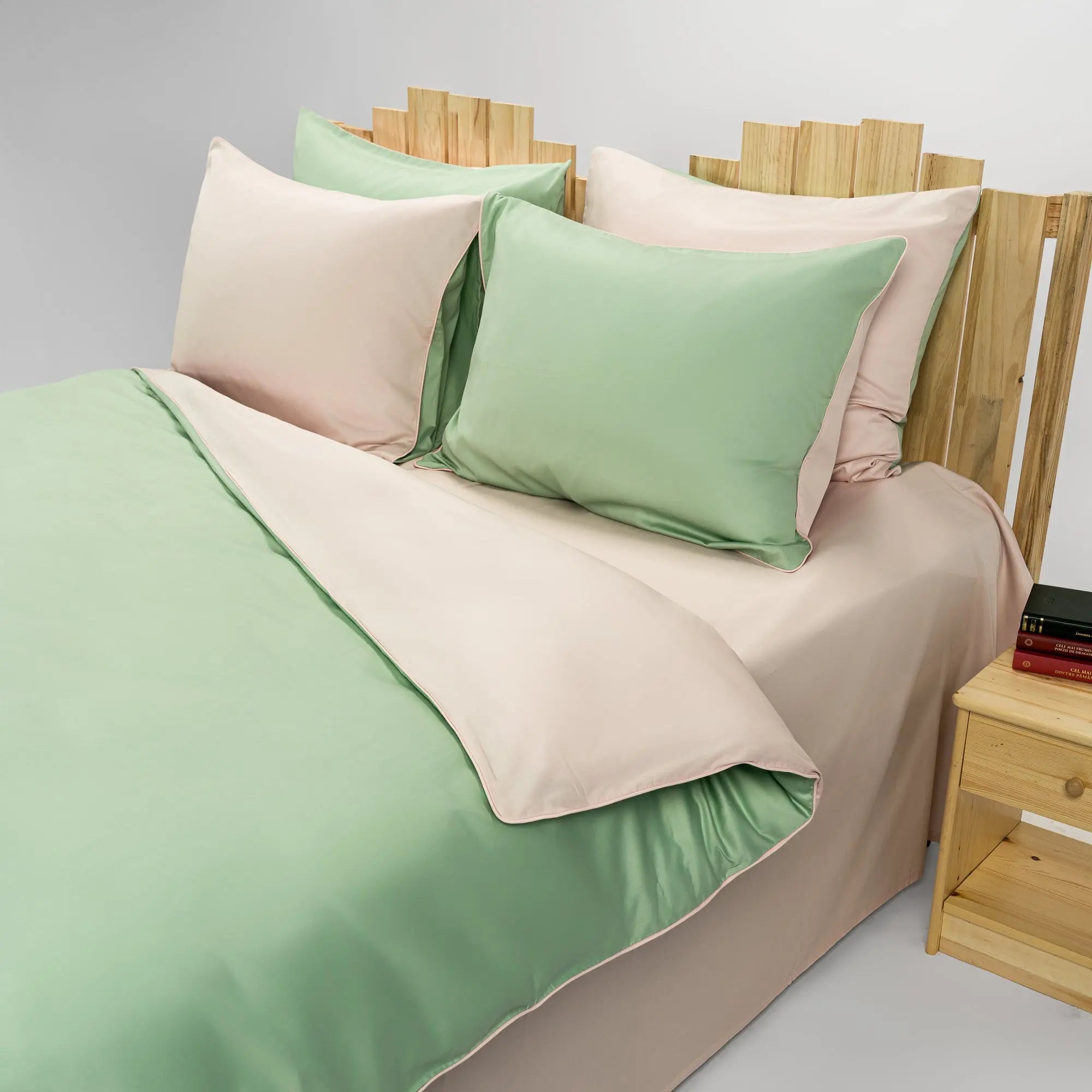 Lenjerie de pat 1 persoană Verde și Roz, cu două fețe, din bumbac satinat dens, personalizabilă – SPRING CASA CRYSTAL CasaCrystal