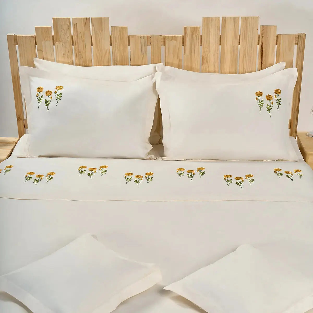 Lenjerie de pat "GOLD ROSE" CasaCrystal CasaCrystal