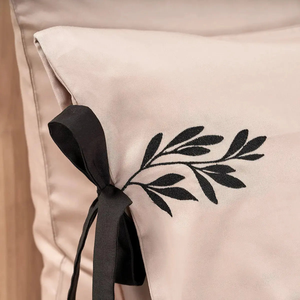 Lenjerie de pat „MULAN” CasaCrystal CasaCrystal