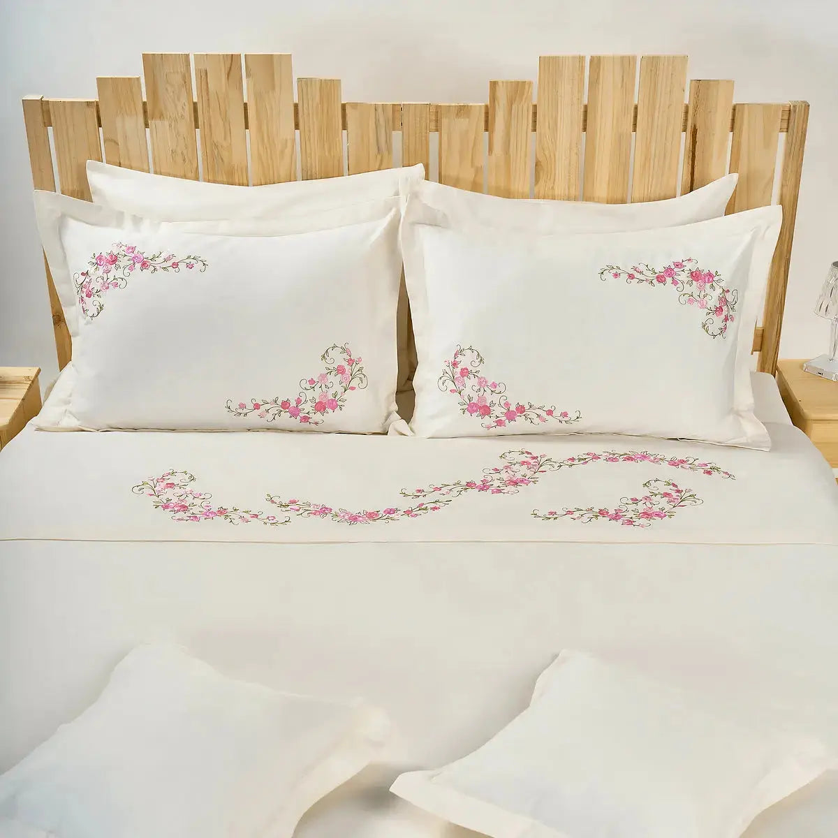 Lenjerie de pat "ROSE" CasaCrystal CasaCrystal