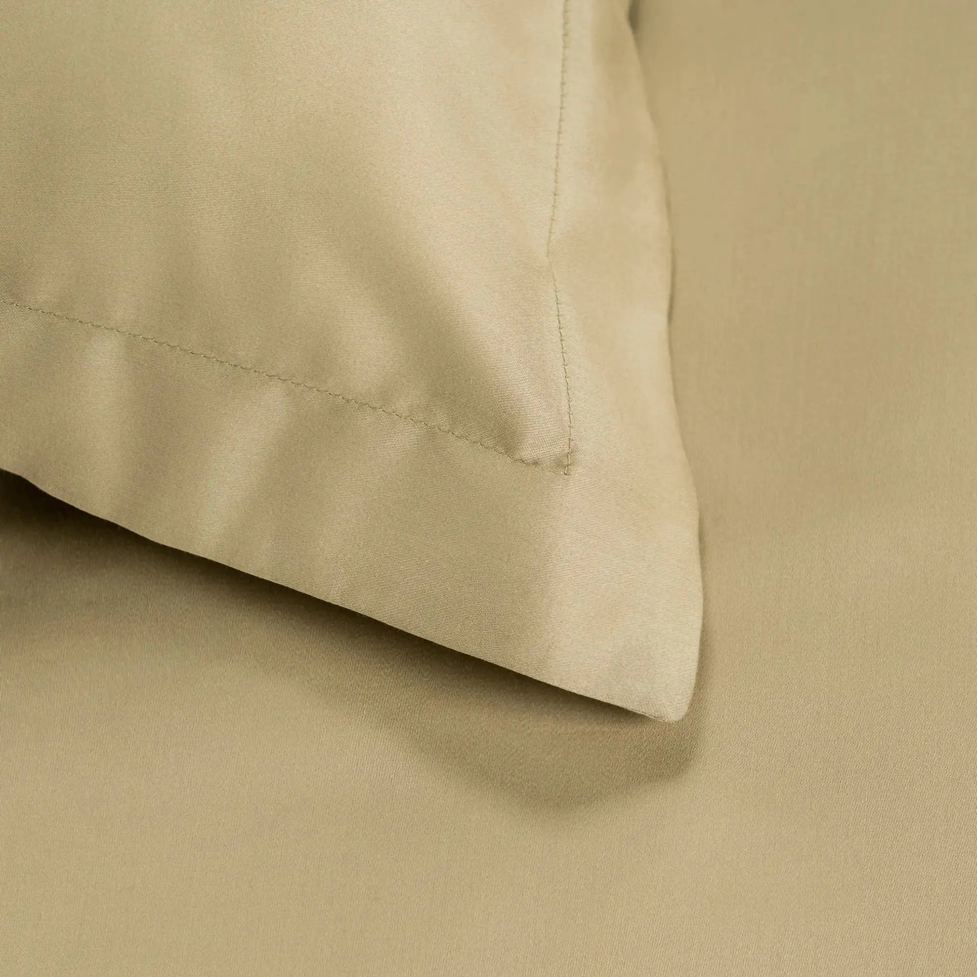 Lenjerie de pat 1 persoană Bej din bumbac satinat dens simplă, personalizabilă – SIMPLE BEIGE CasaCrystal CasaCrystal