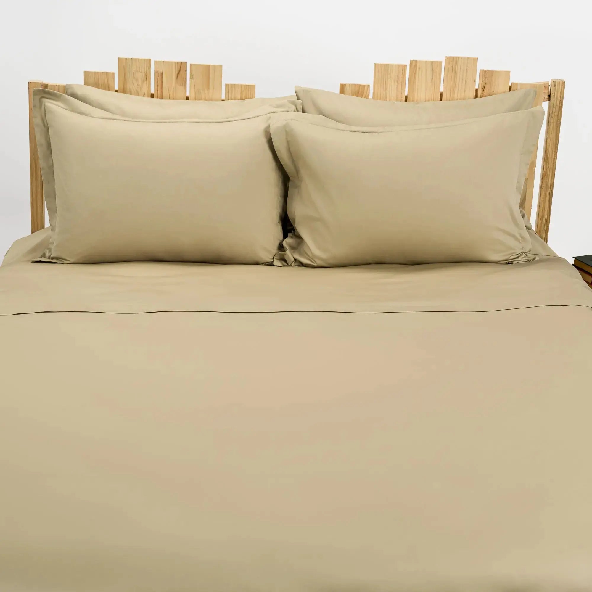 Lenjerie de pat 1 persoană Bej din bumbac satinat dens simplă, personalizabilă – SIMPLE BEIGE CasaCrystal CasaCrystal