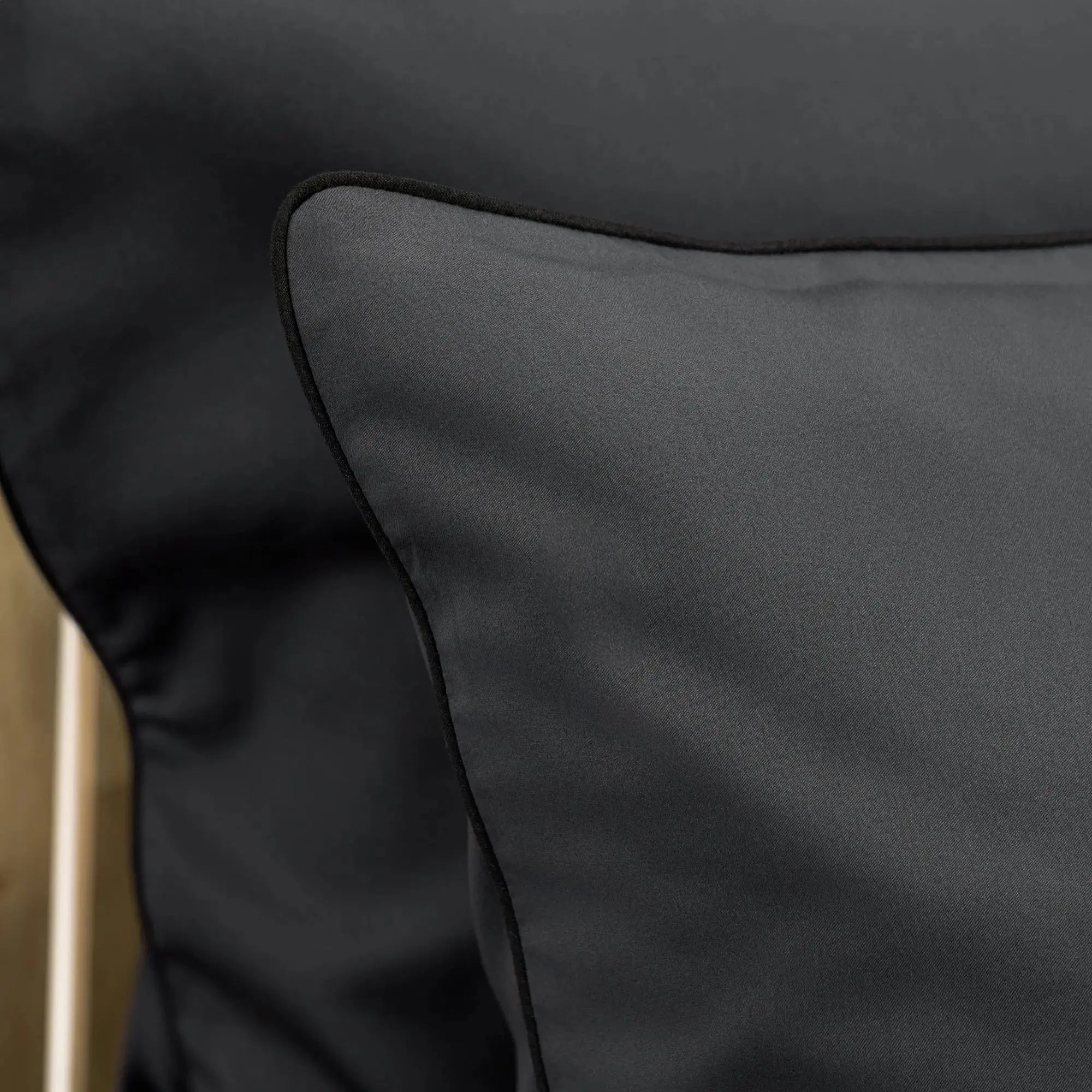 Lenjerie de pat 1 persoană Gri din bumbac satinat dens simplă, personalizabilă – ELEGANT ANTRACIT CasaCrystal CasaCrystal