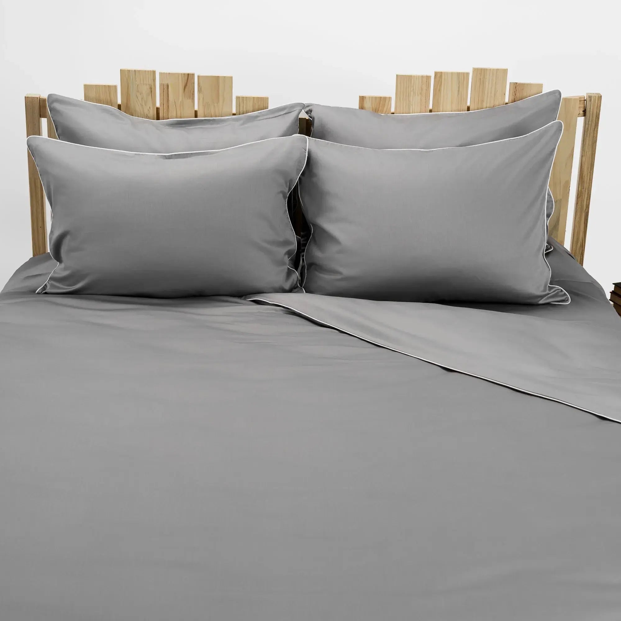 Lenjerie de pat 1 persoană Gri din bumbac satinat dens simplă, personalizabilă – ELEGANT GREY CASA CRYSTAL CasaCrystal
