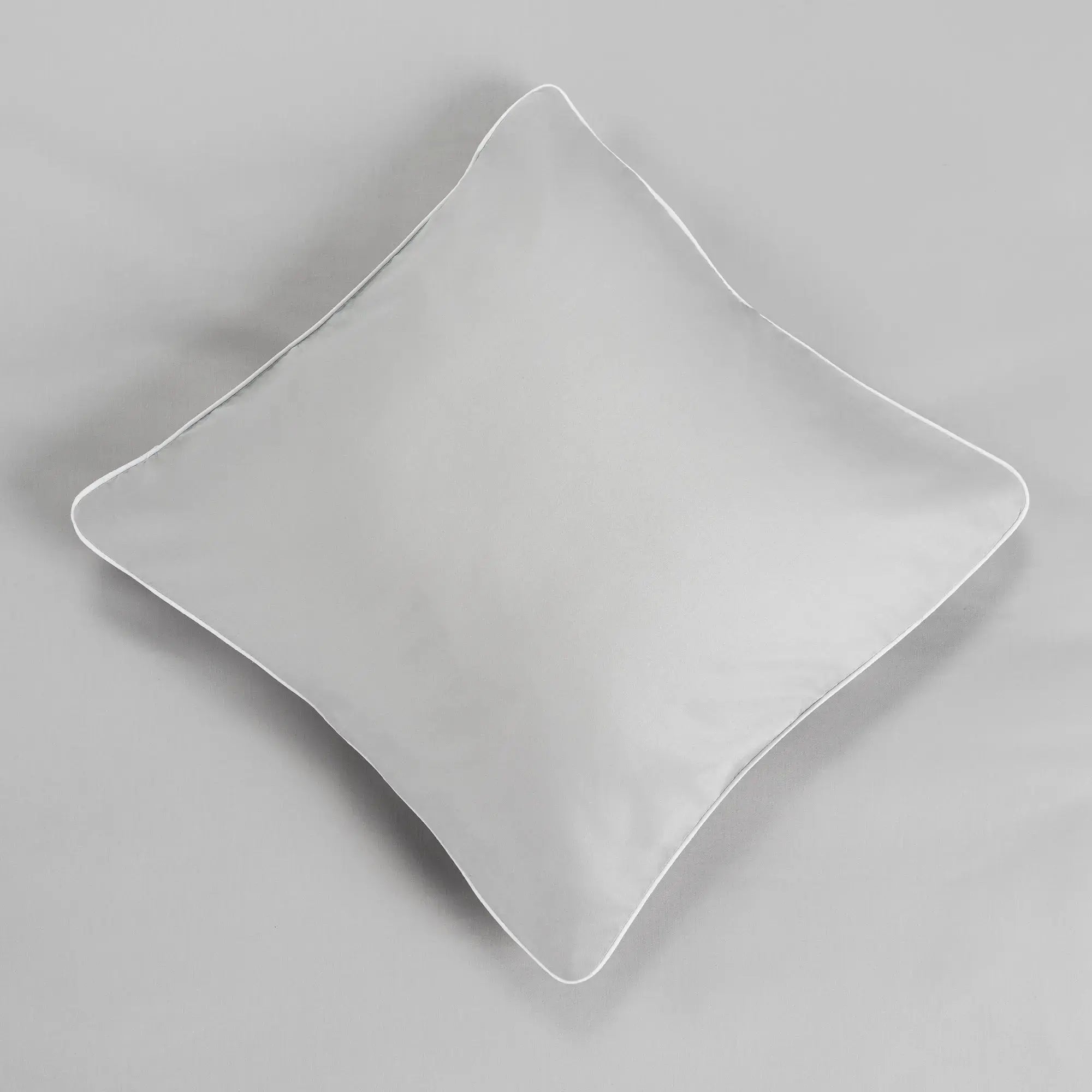 Lenjerie de pat 1 persoană Gri din bumbac satinat dens simplă, personalizabilă – ELEGANT SILVER CASA CRYSTAL CasaCrystal