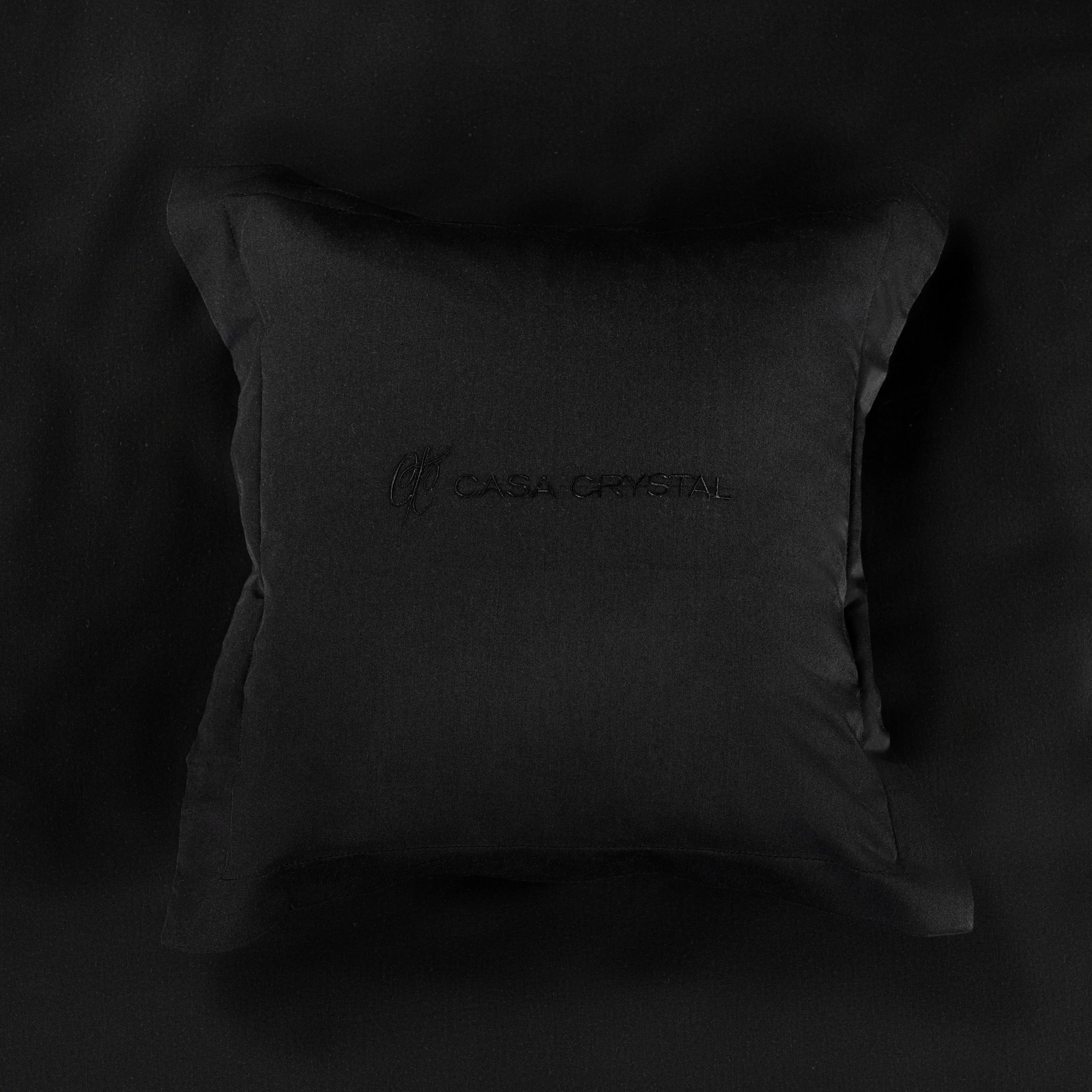 Lenjerie de pat 1 persoană Neagră din bumbac satinat dens simplă, personalizabilă – SIMPLE BLACK CasaCrystal CasaCrystal