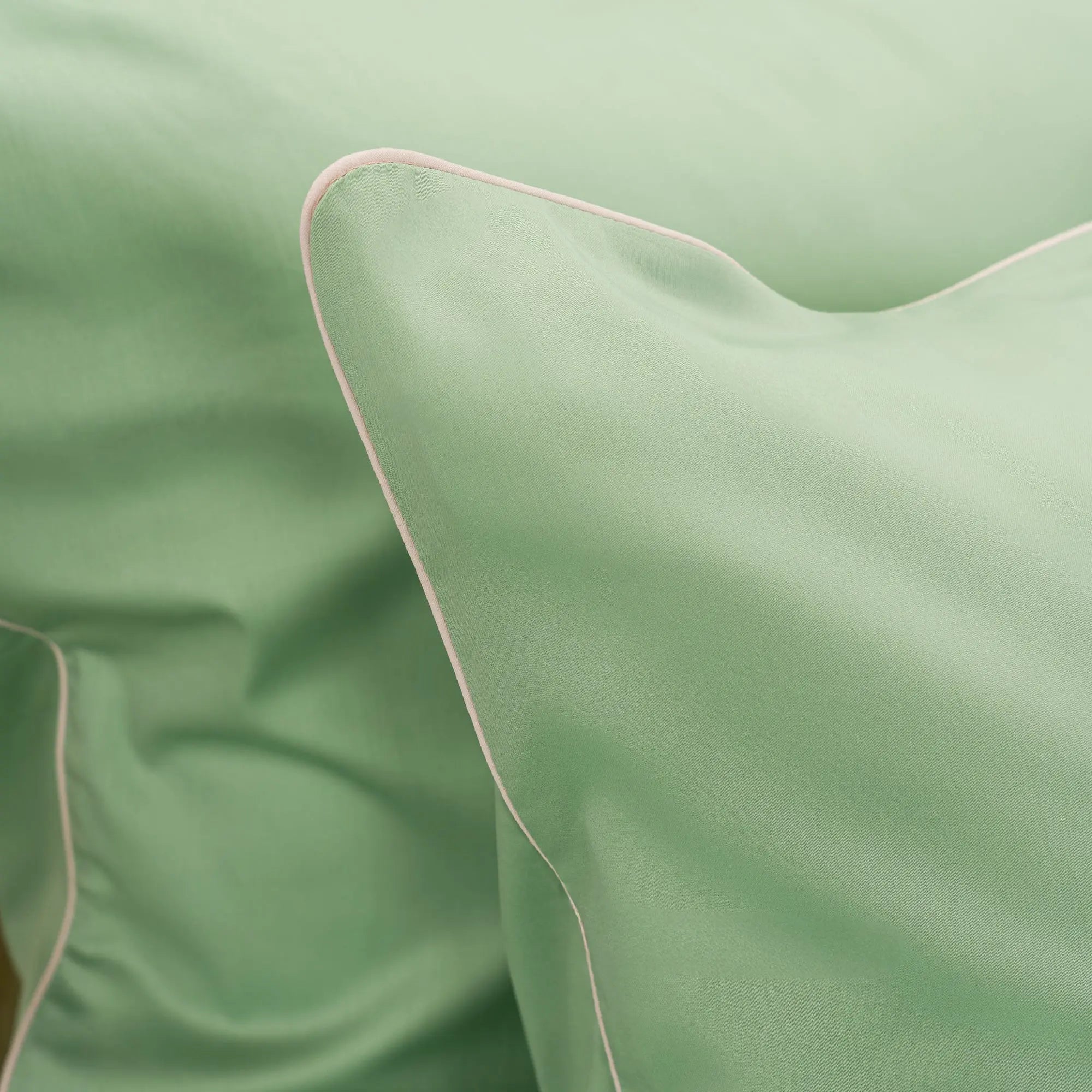 Lenjerie de pat 2 persoane Verde din bumbac satinat dens simplă, personalizabilă – ELEGANT MINT CASA CRYSTAL CasaCrystal