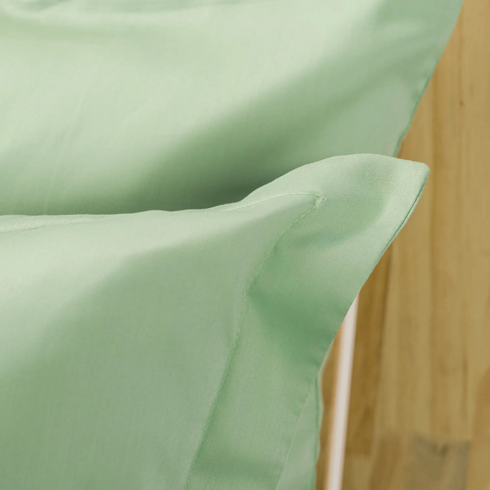 Lenjerie de pat 2 persoane Verde din bumbac satinat dens simplă, personalizabilă – SIMPLE MINT CASA CRYSTAL CasaCrystal