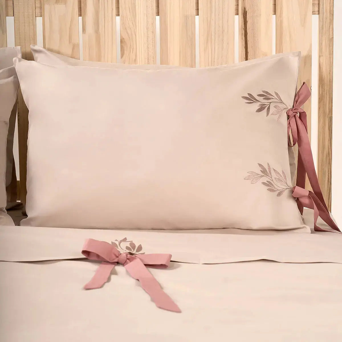 Lenjerie de pat “AURORA” CasaCrystal CasaCrystal