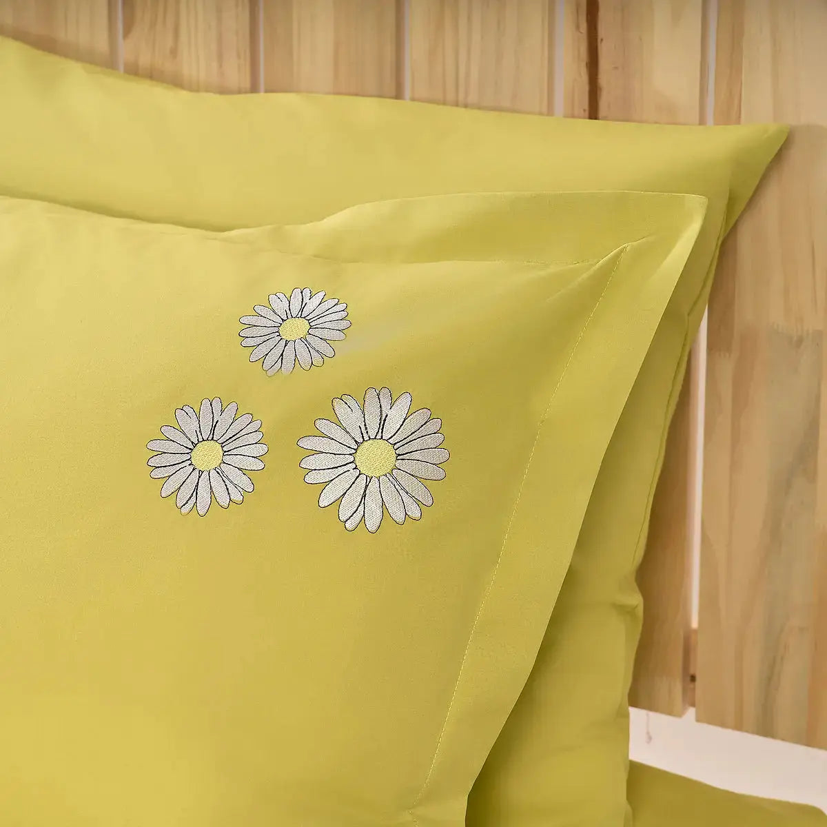 Lenjerie de pat "DAISIES GREEN" - CasaCrystal