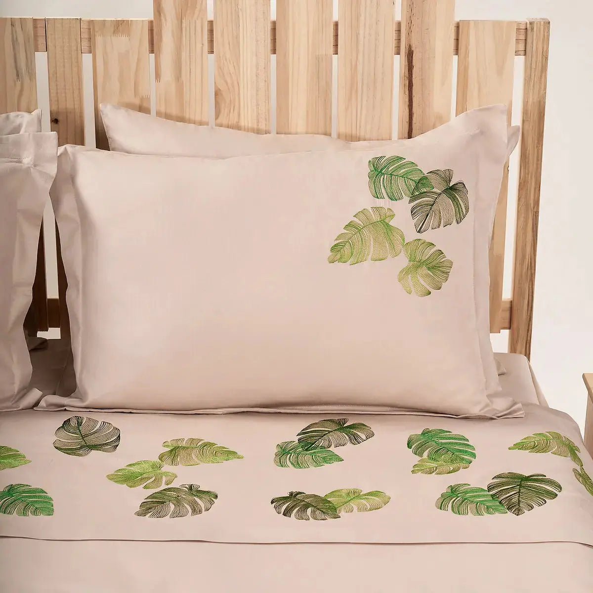 Lenjerie de pat "MONSTERA" CasaCrystal CasaCrystal