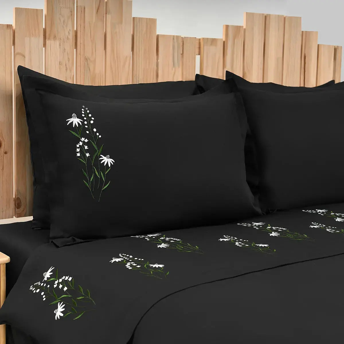 Lenjerie de pat "ROMANIȚĂ" - CasaCrystal