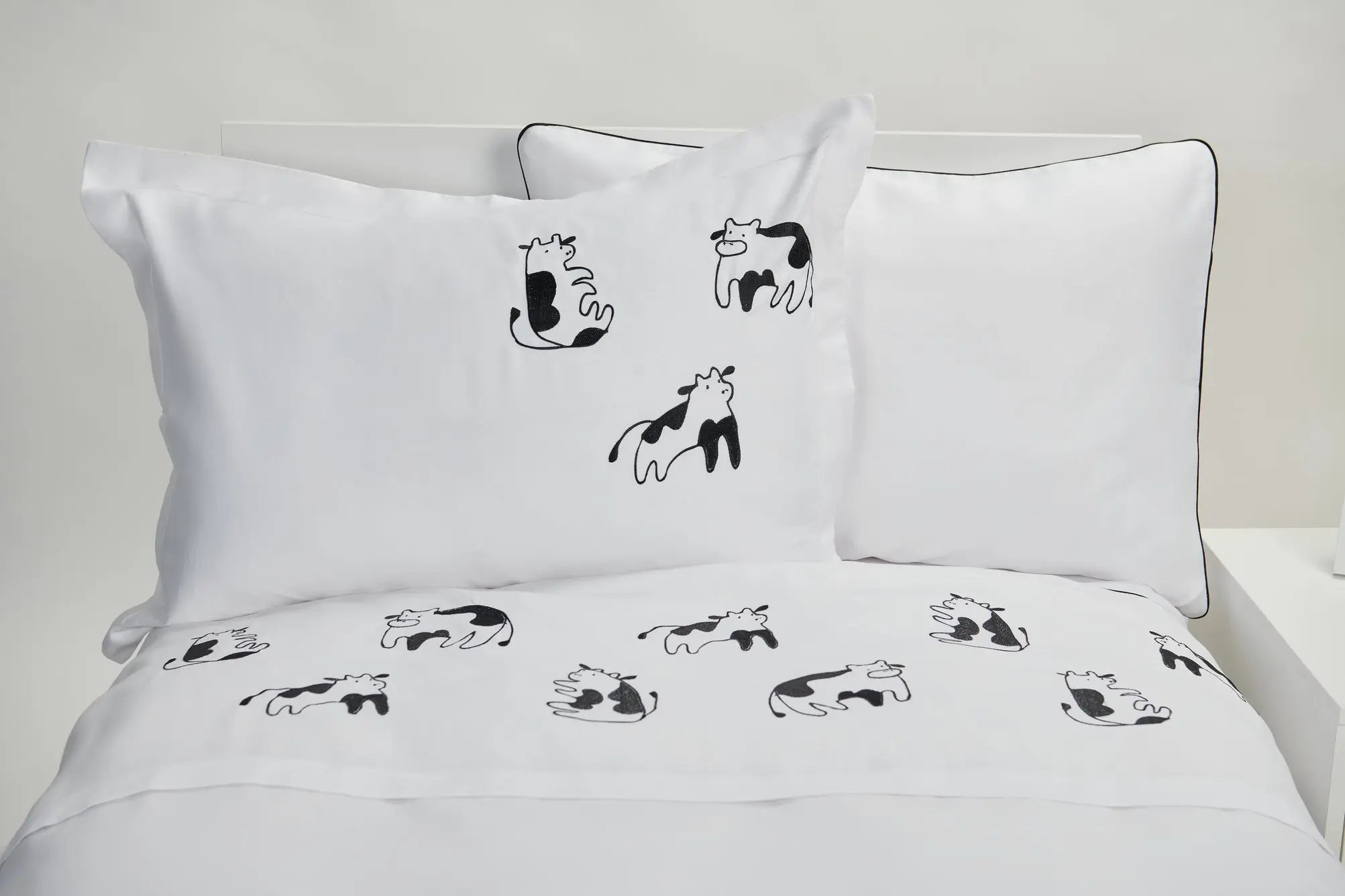Lenjerie de pat single "MOO" - CasaCrystal