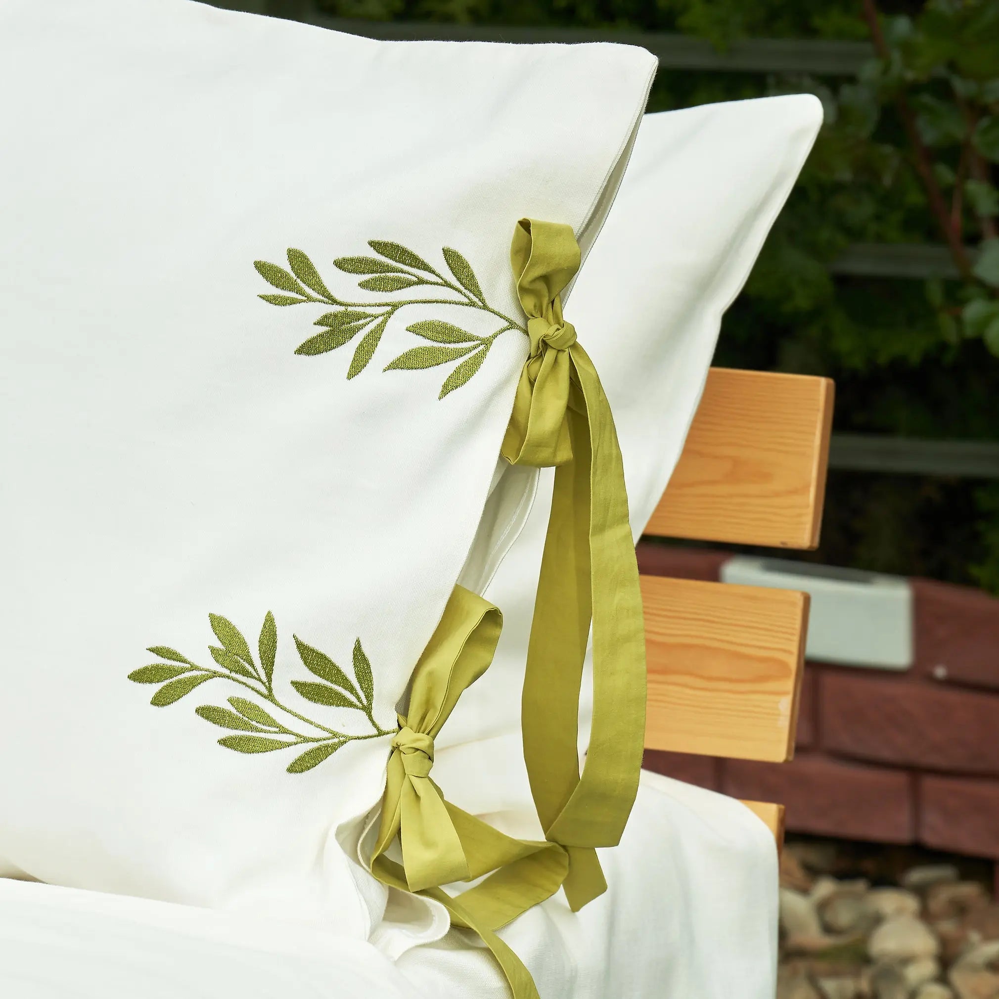 Lenjerie de pat din in "FOREST" - CasaCrystal