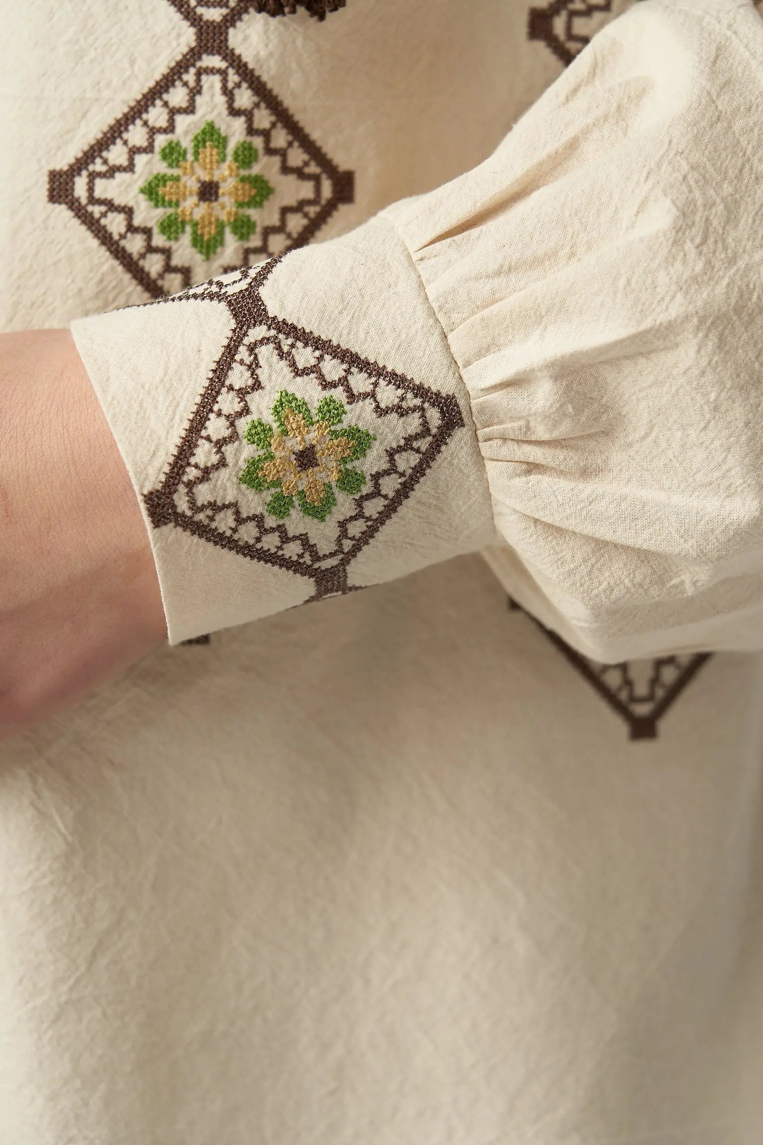 Ie traditionala "SANDA" - CasaCrystal
