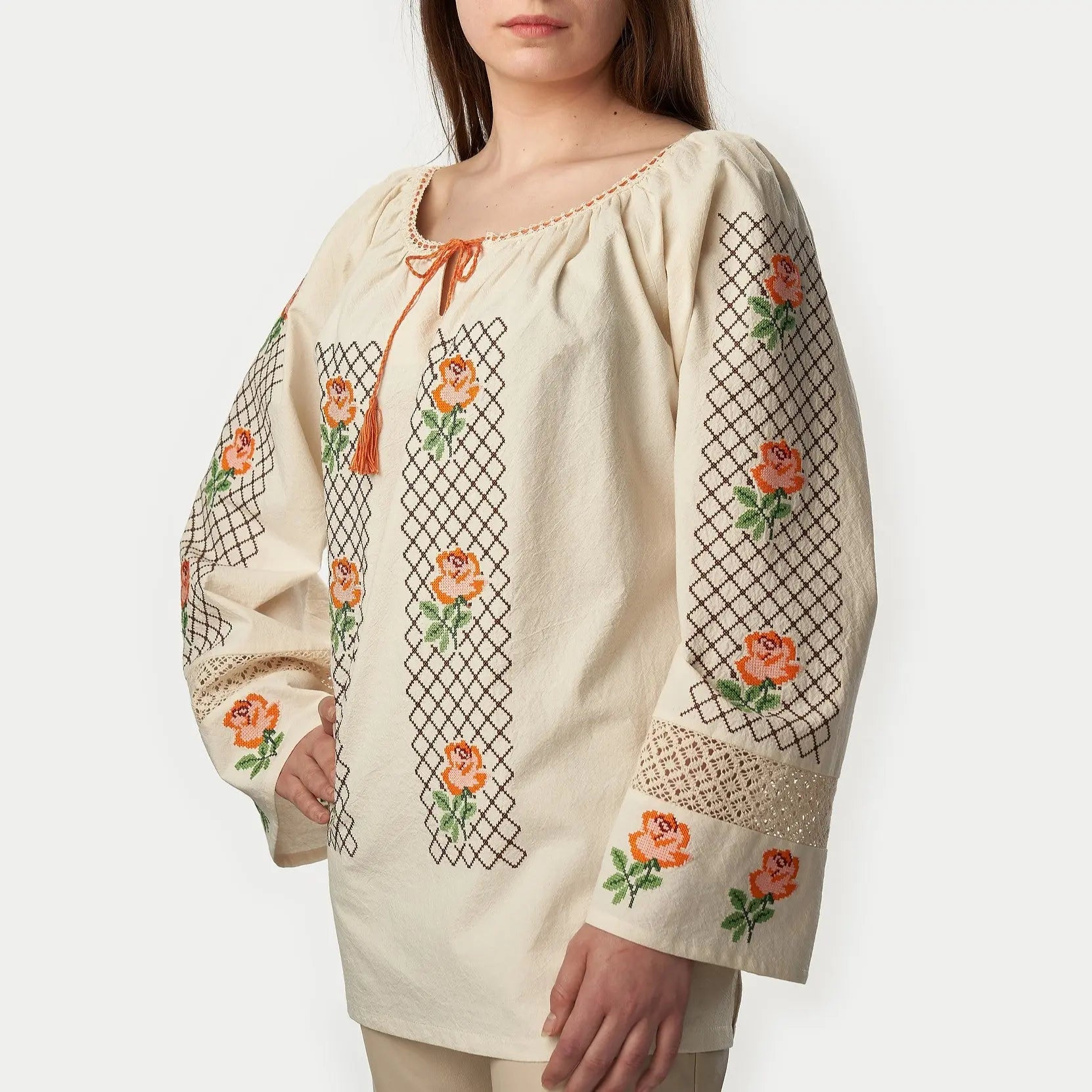 Ie traditionala "CORNELIA" - CasaCrystal