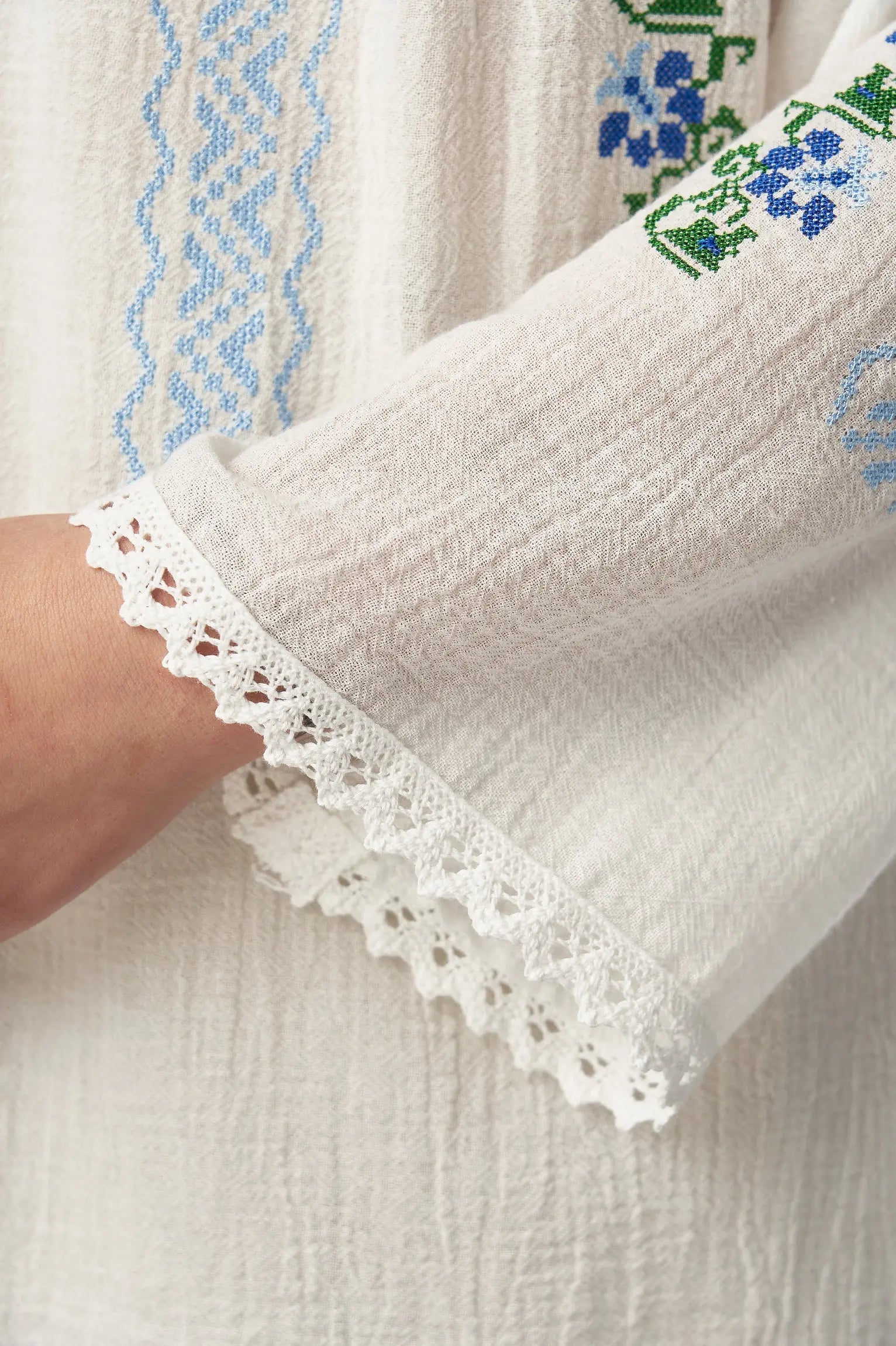 Ie traditionala "ZOE" - CasaCrystal