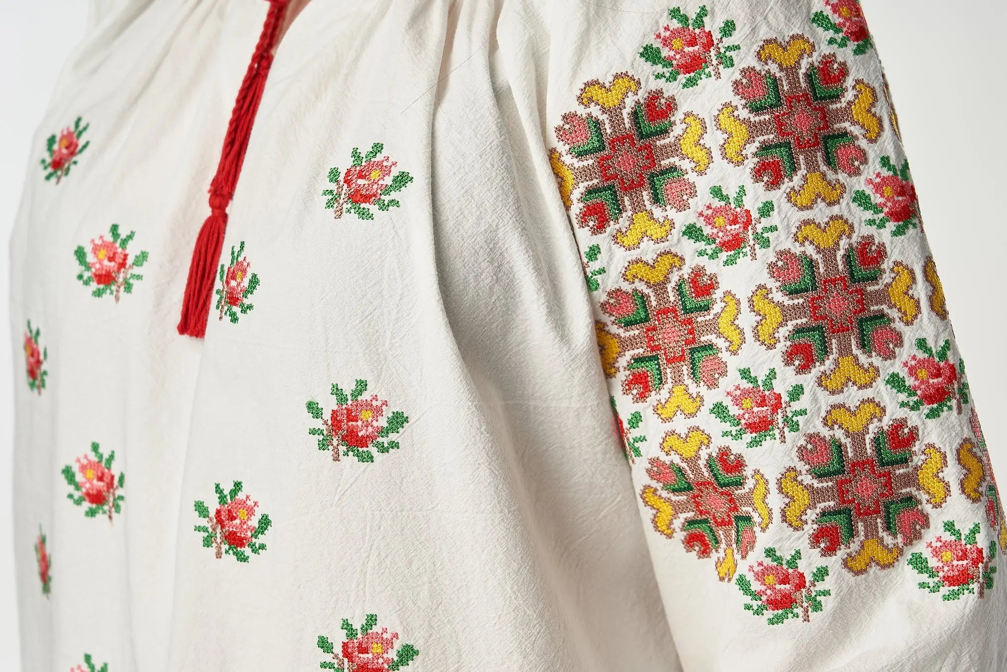 Ie traditionala "DOINA" - CasaCrystal