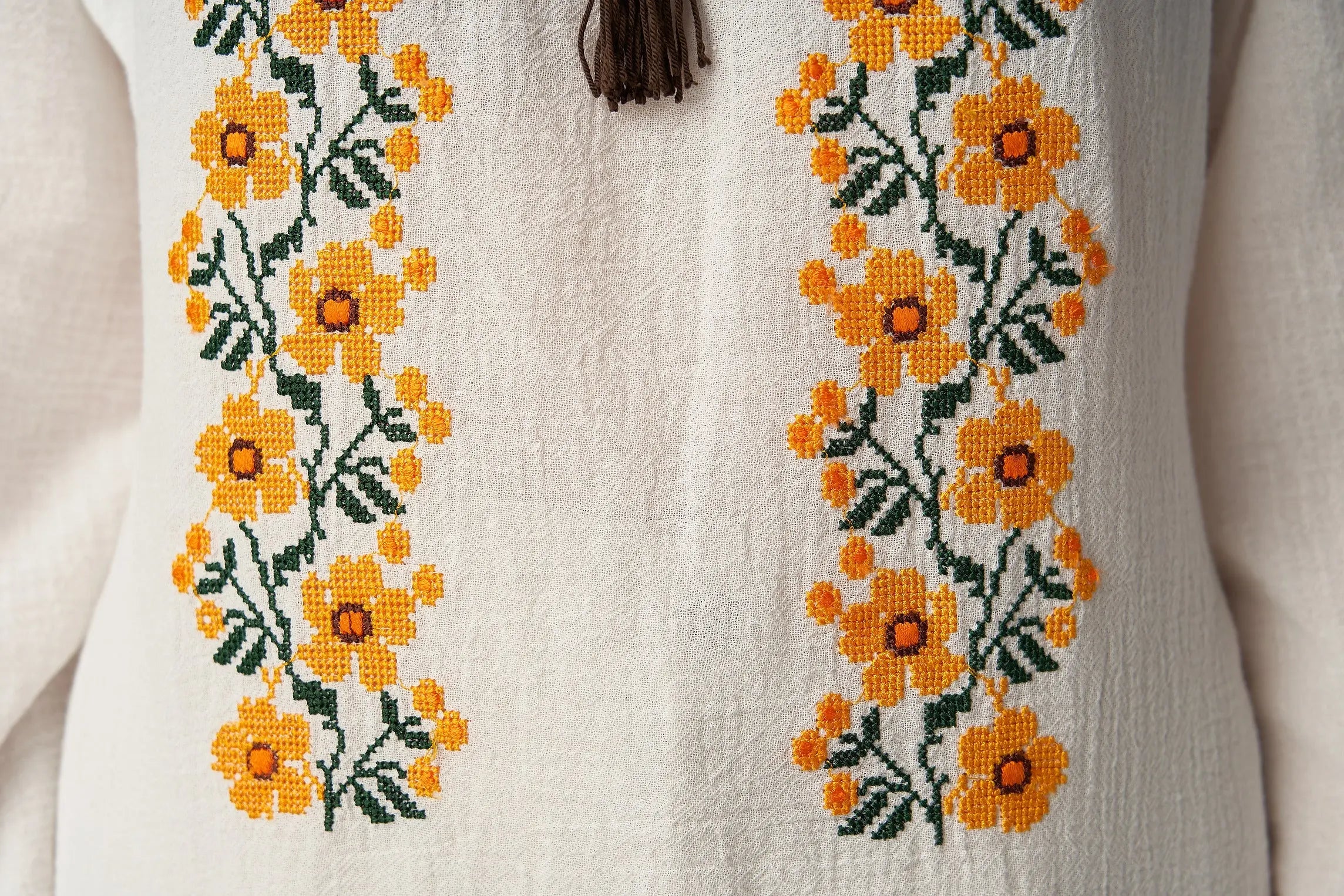 Ie traditionala "ANASTASIA" - CasaCrystal