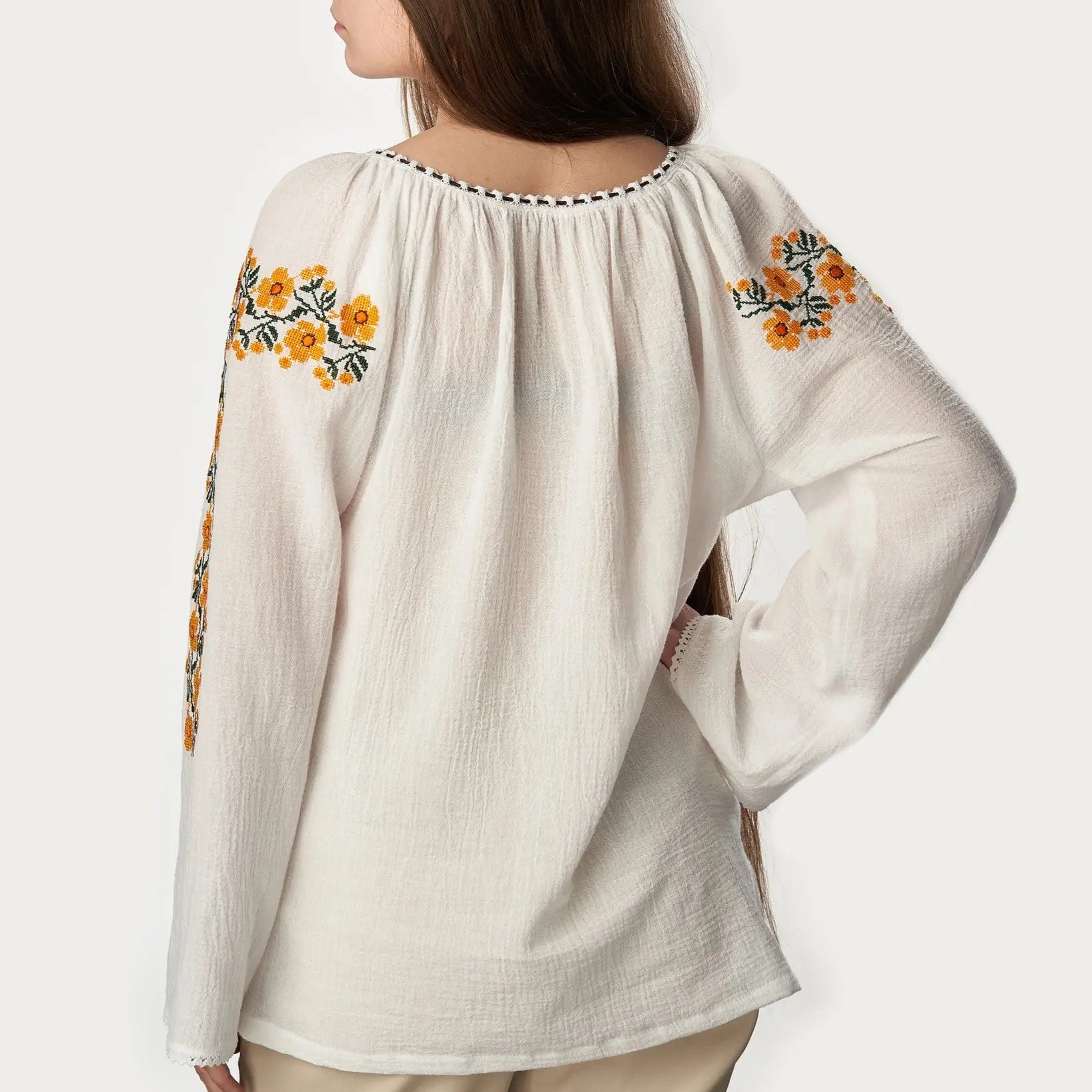 Ie traditionala "ANASTASIA" - CasaCrystal