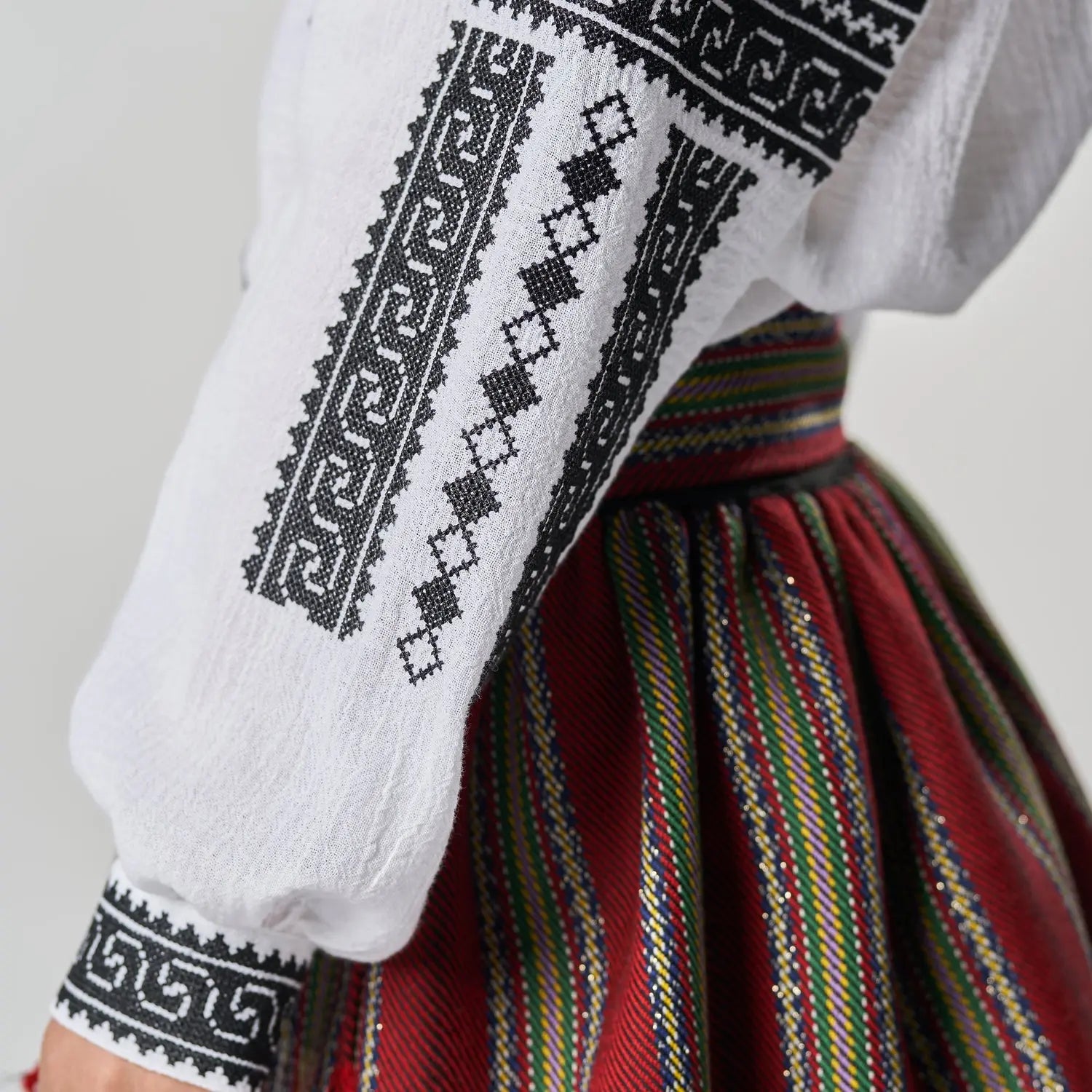 Ie traditionala fetite "SOFIA" - CasaCrystal