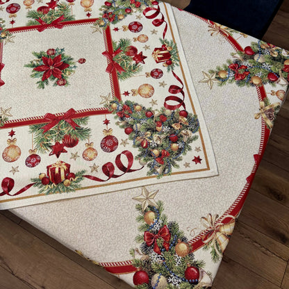 Fata de masa ovala sau patrata din gobelin GUALTER, motive brad impodobit - Complet personalizabil CASA CRYSTAL CasaCrystal