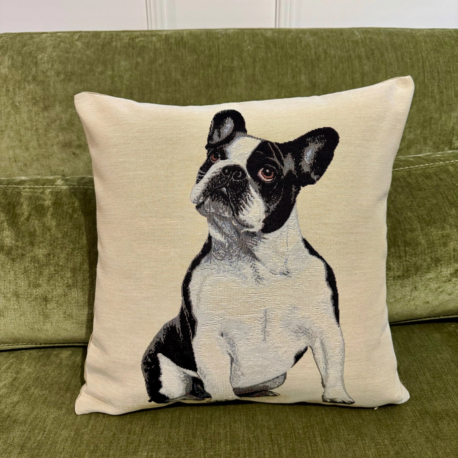 Fata de perna din gobelin cu caine Bulldog Francez CASA CRYSTAL CasaCrystal