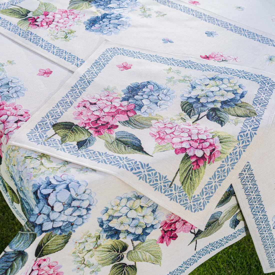 Fețe de masă și Naproane "ZOE" CasaCrystal CasaCrystal