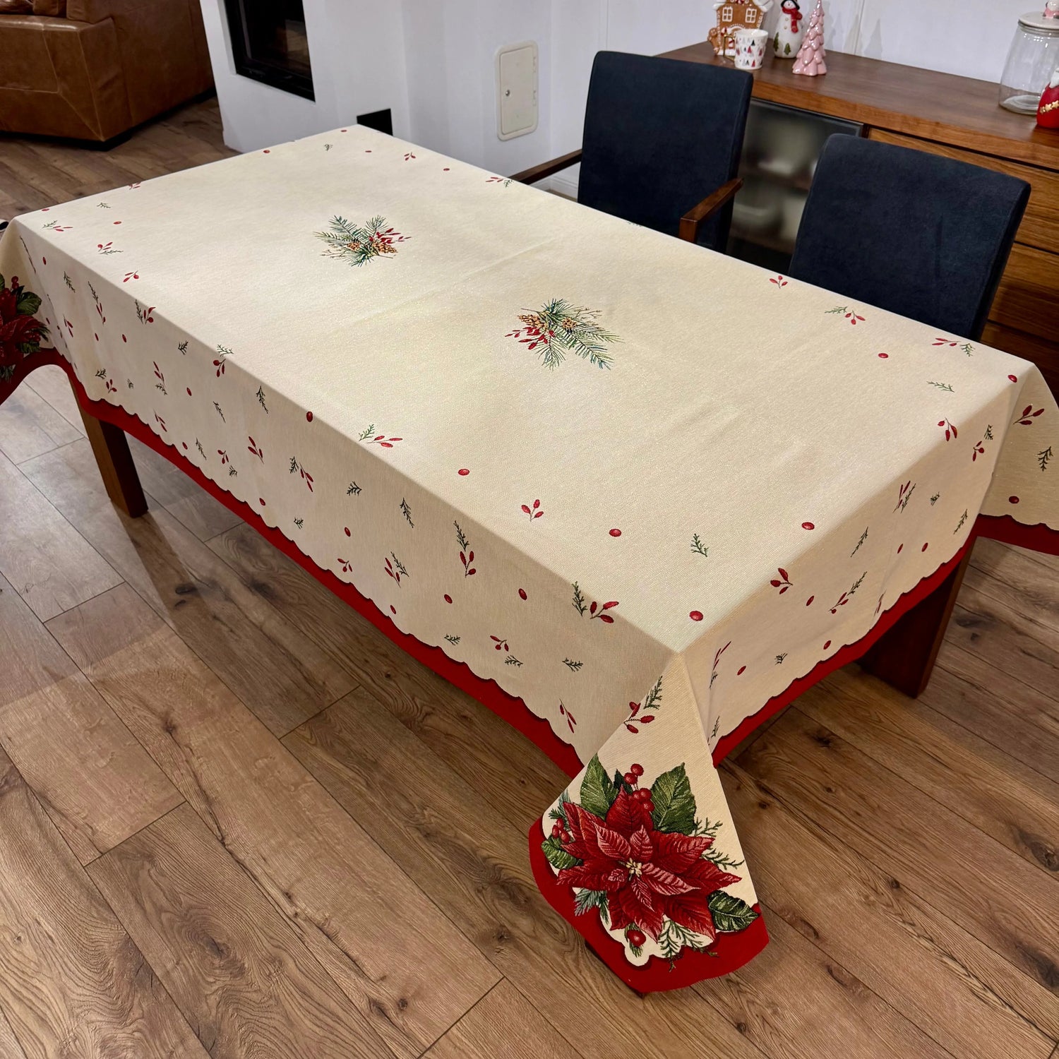 Fete de masa și naproane din gobelin ARANZA, motive craciunite rosii - Complet personalizabil CASA CRYSTAL CasaCrystal
