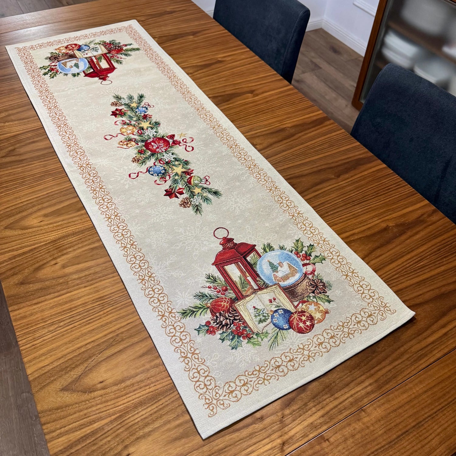 Fete de masa și naproane din gobelin DAYTON, motive de Craciun - Complet personalizabil CASA CRYSTAL CasaCrystal