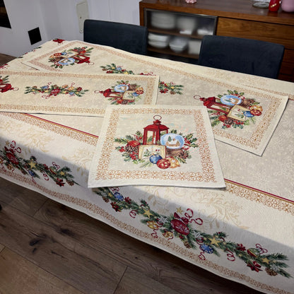 Fete de masa și naproane din gobelin DAYTON, motive de Craciun - Complet personalizabil CASA CRYSTAL CasaCrystal