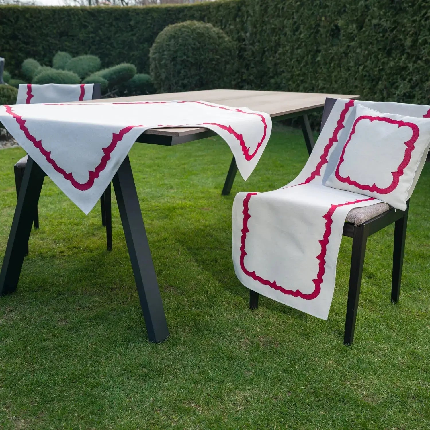 Fete de masa și naproane din gobelin MARCUS, model decorativ simplu - Complet personalizabil CasaCrystal CasaCrystal
