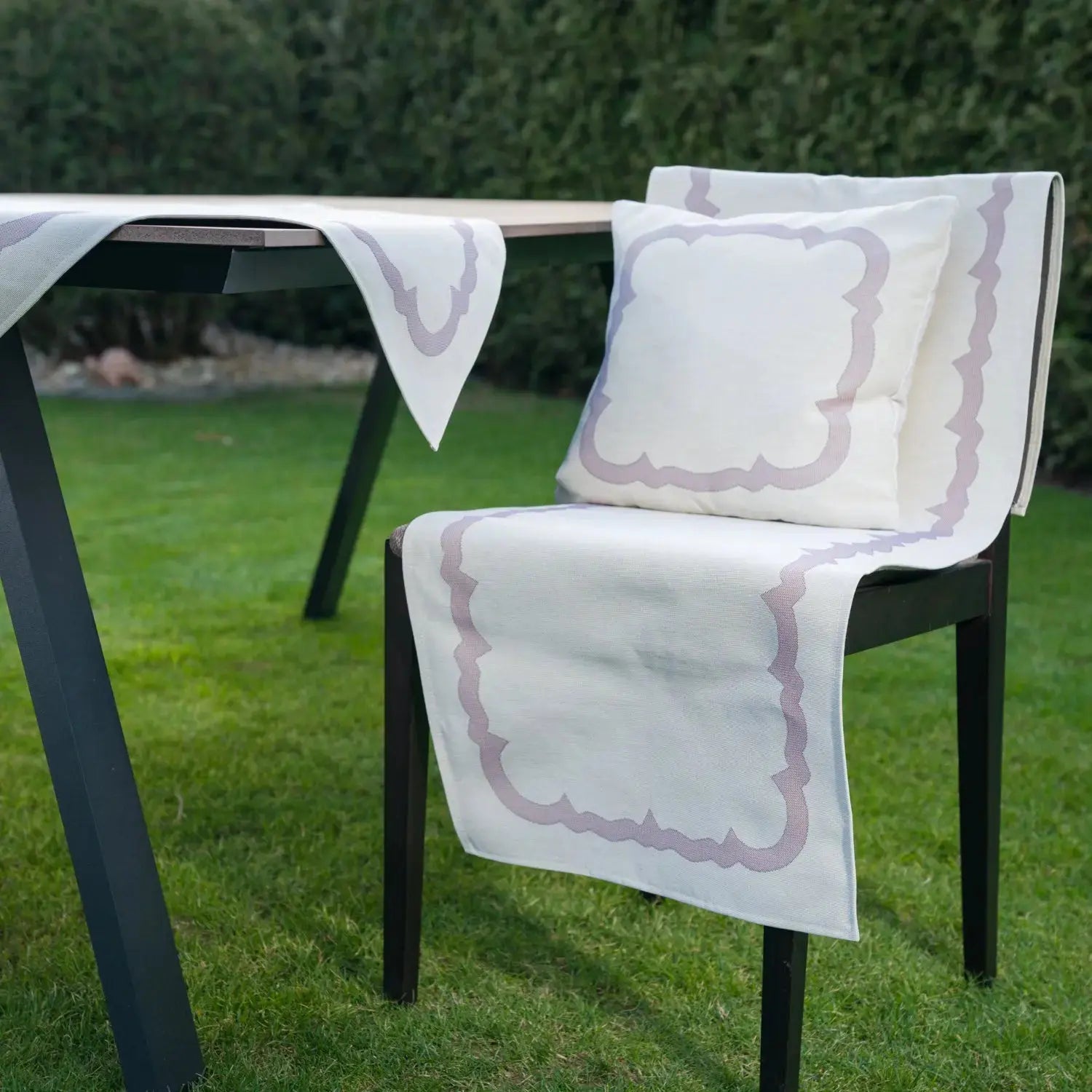 Fete de masa și naproane din gobelin MARCUS, model decorativ simplu - Complet personalizabil CasaCrystal CasaCrystal