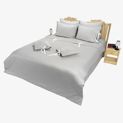 Lenjerie de pat 2 persoane Gri din bumbac satinat brodată cu motive florale, personalizabilă – CINDERELLA CasaCrystal CasaCrystal