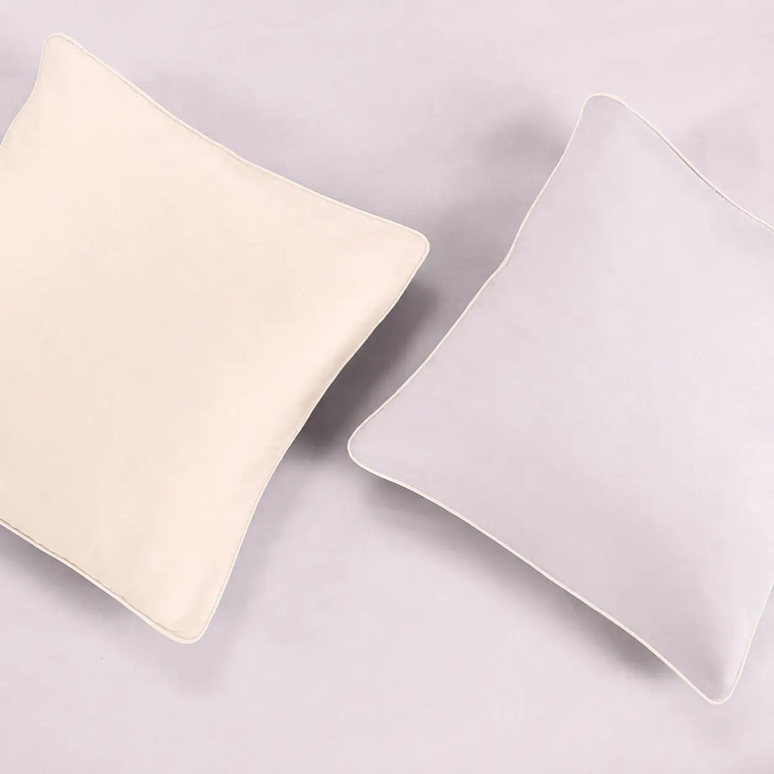Lenjerie de pat 1 persoană Lila și Vanilie, cu două fețe, din bumbac satinat dens, personalizabilă –  PASTEL