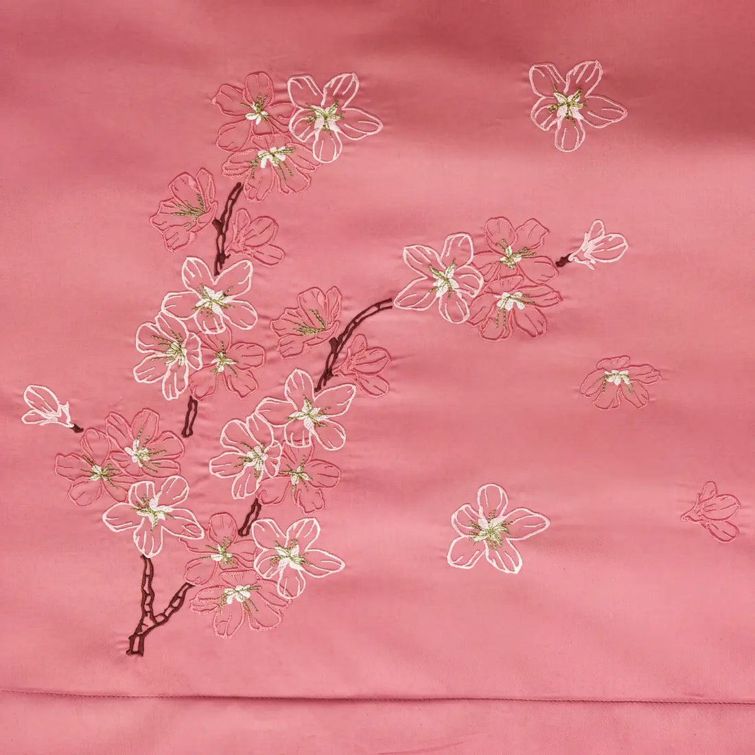 Lenjerie de pat 1 persoană Roz din bumbac satinat dens brodată cu motive florale, personalizabilă – CHERRY BLOSSOM