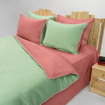 Lenjerie de pat 1 persoană Verde și Roz, cu două fețe, din bumbac satinat dens, personalizabilă – STRAWBERRY MATCHA