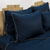 Lenjerie de pat 2 persoane Albastră din bumbac satinat dens simplă, personalizabilă – ELEGANT NAVY CASA CRYSTAL CasaCrystal