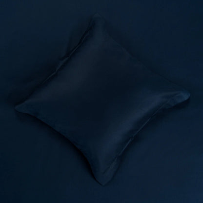 Lenjerie de pat 2 persoane Albastră din bumbac satinat dens simplă, personalizabilă – SIMPLE NAVY CASA CRYSTAL CasaCrystal