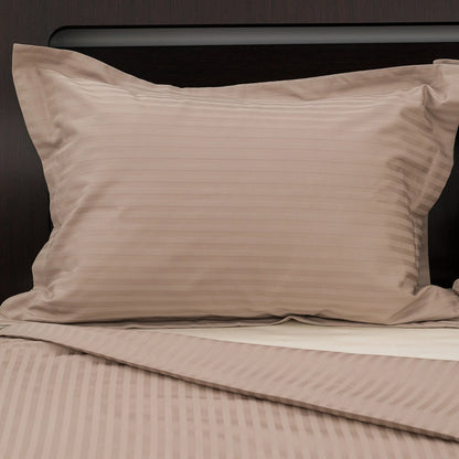 Lenjerie de pat 2 persoane Bej din Bumbac 100% satinat dens cu dungi, personalizabilă – BEIGE STRIPES