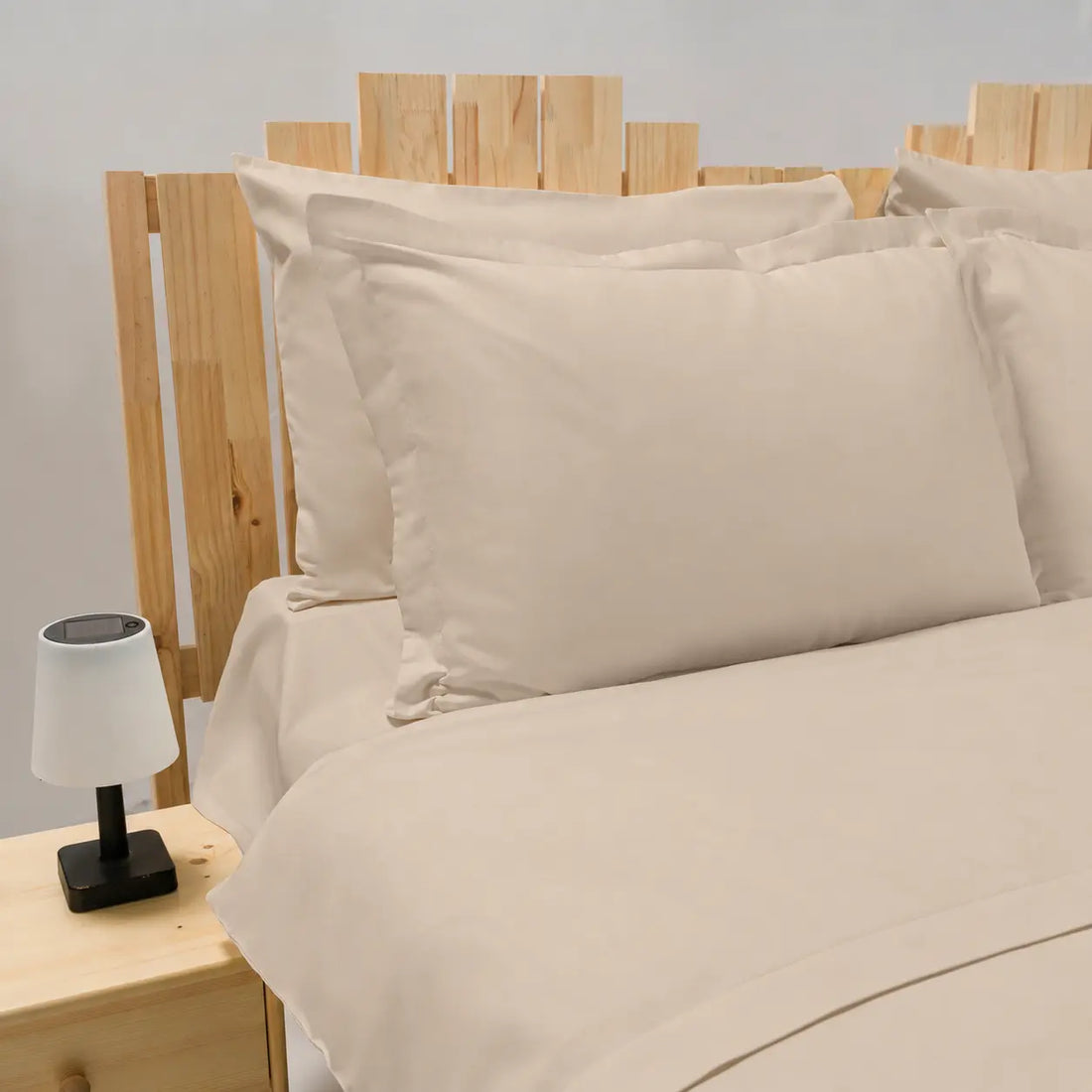 Lenjerie de pat 2 persoane Crem din Bumbac 100% satinat dens simplă, personalizabilă – SIMPLE CREM