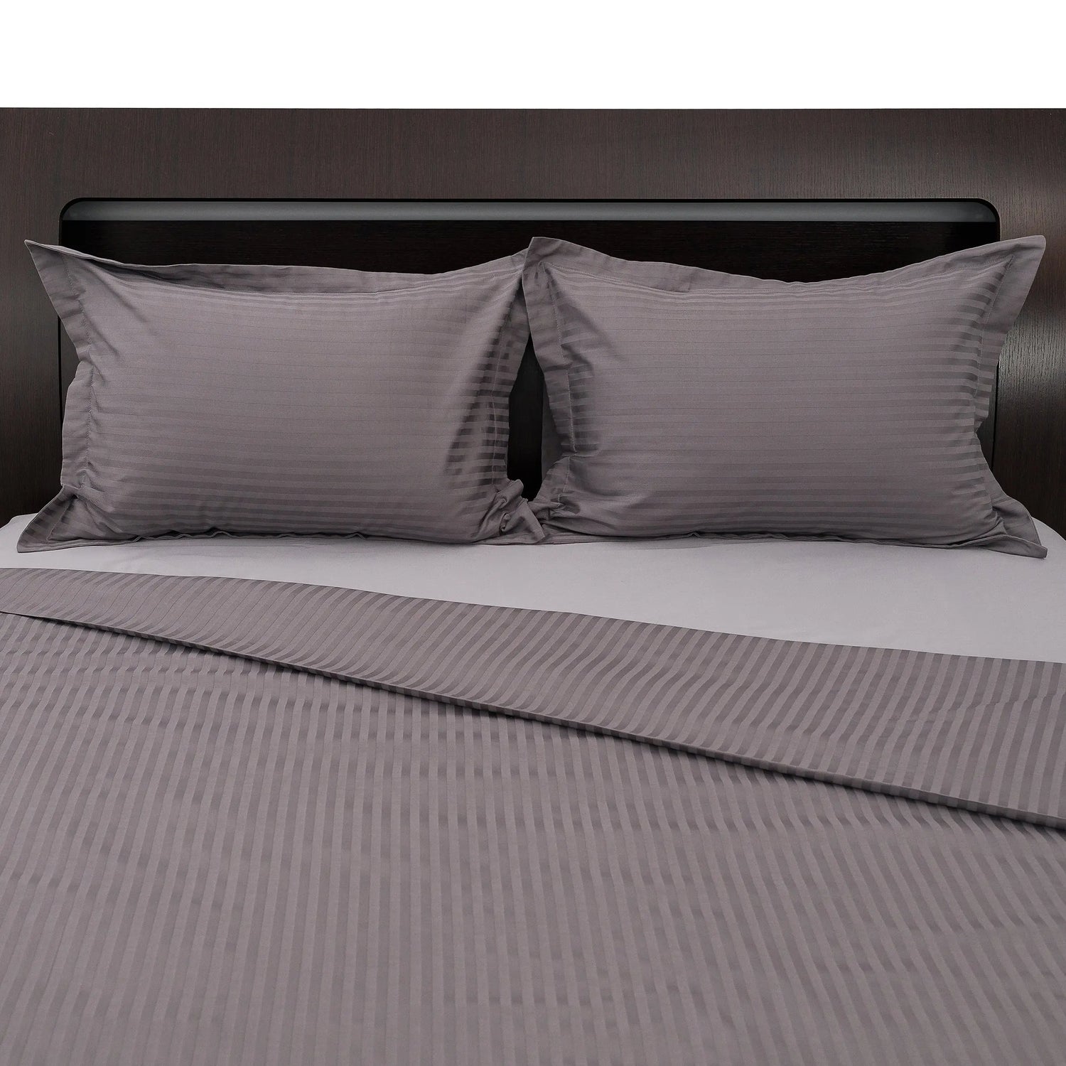 Lenjerie de pat 2 persoane Gri Taupe din Bumbac 100% satinat dens cu dungi, personalizabilă – TAUPE STRIPES