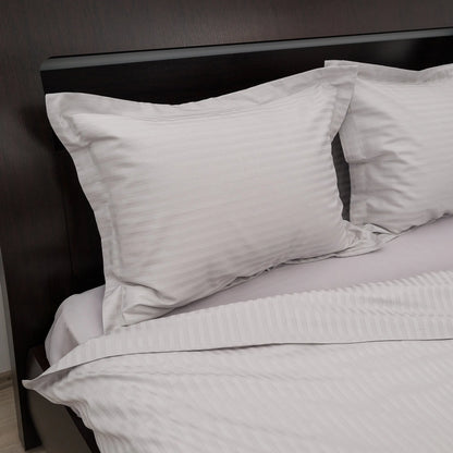 Lenjerie de pat 2 persoane Gri din Bumbac 100% satinat dens cu dungi, personalizabilă – GREIGE STRIPES