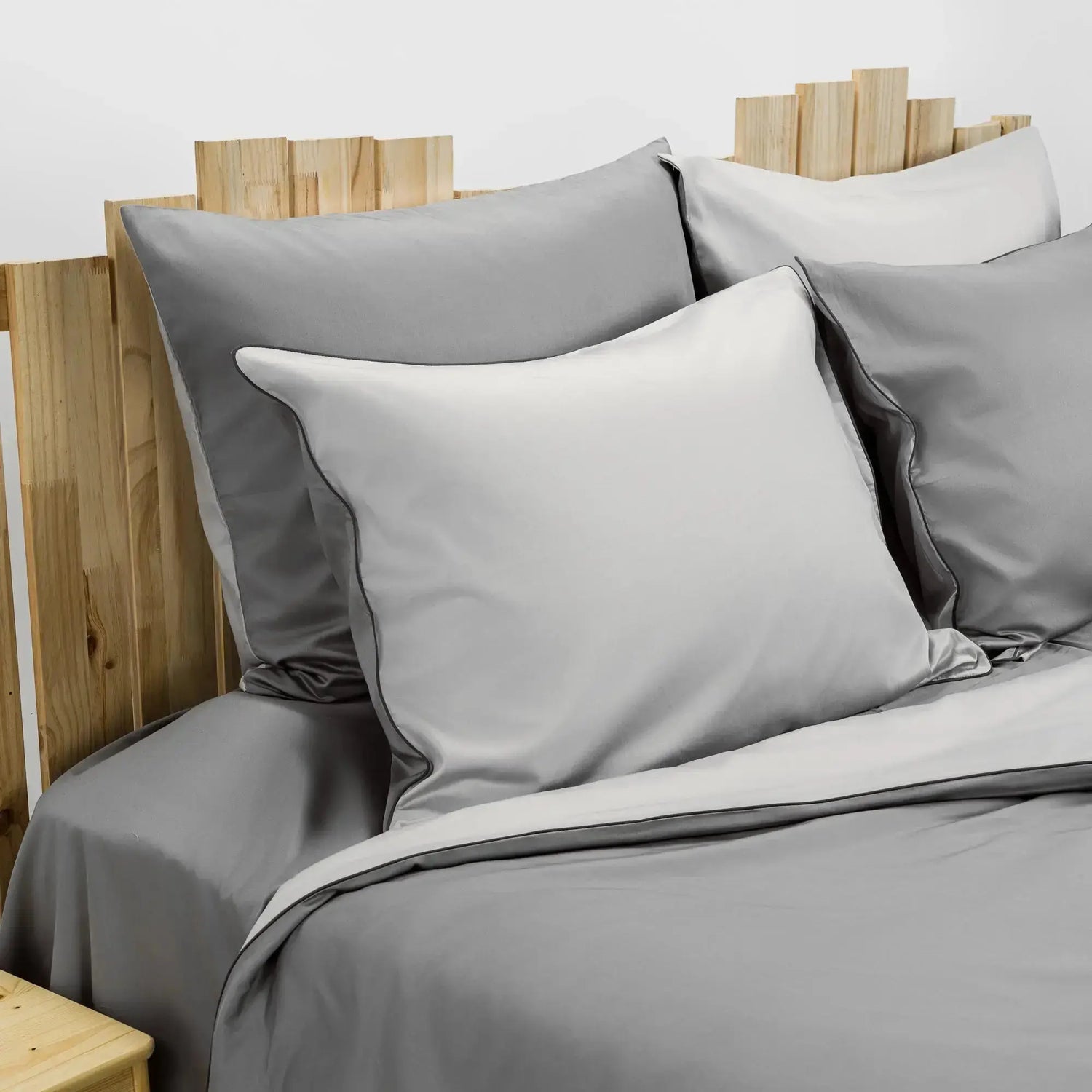 Lenjerie de pat 2 persoane Stones din bumbac 100% natural, design elegant gri – Casa Crystal